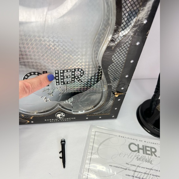 ❌SOLD❌Barbie Collector Black Label Cher Bob Mackie Doll K7903 OOB Damaged Box - Picture 8 of 15
